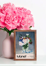 Charger l&#39;image dans la visionneuse de la galerie, Flowers in a Crystal Vase
