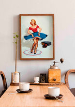Charger l&#39;image dans la visionneuse de la galerie, Boussole Pin Up
