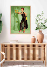 Charger l&#39;image dans la visionneuse de la galerie, Horloge Pin Up Verte

